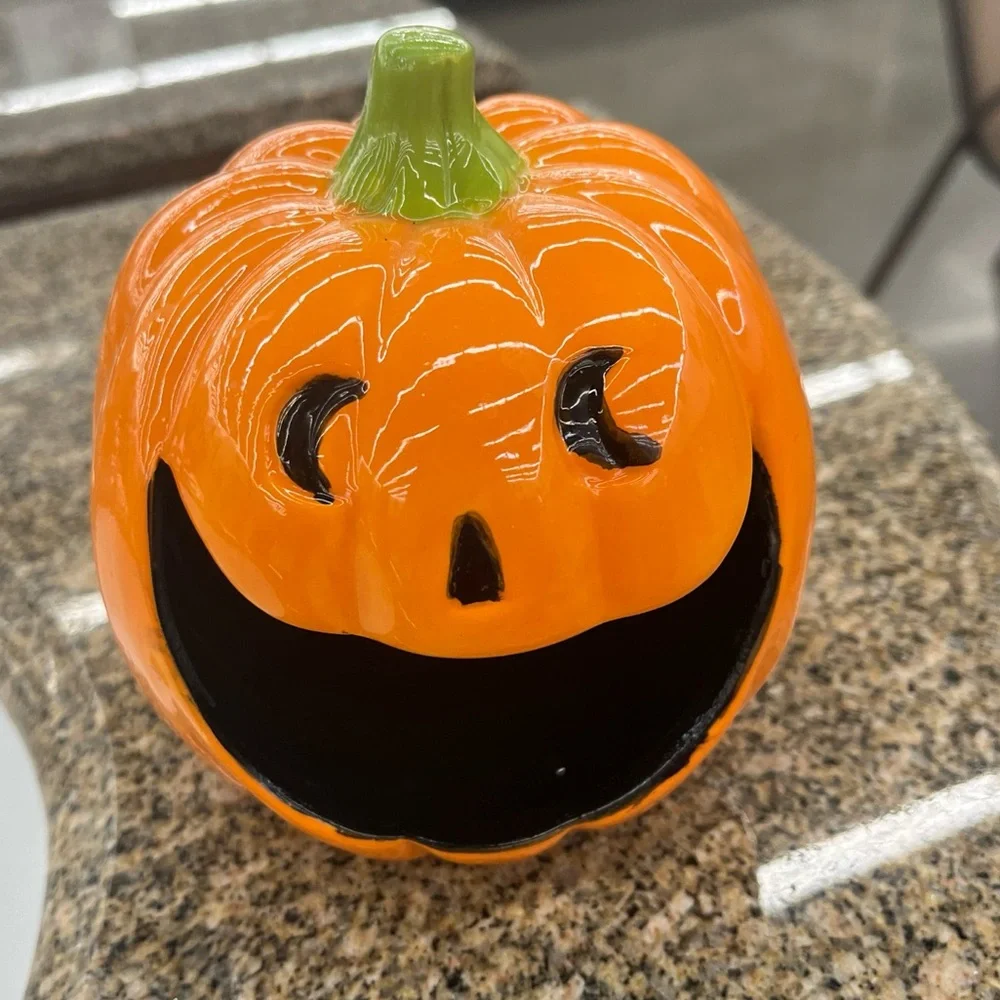 Target Friendly Jack O'Lantern Halloween Ceramic‎ Open Mouth Candy Dish